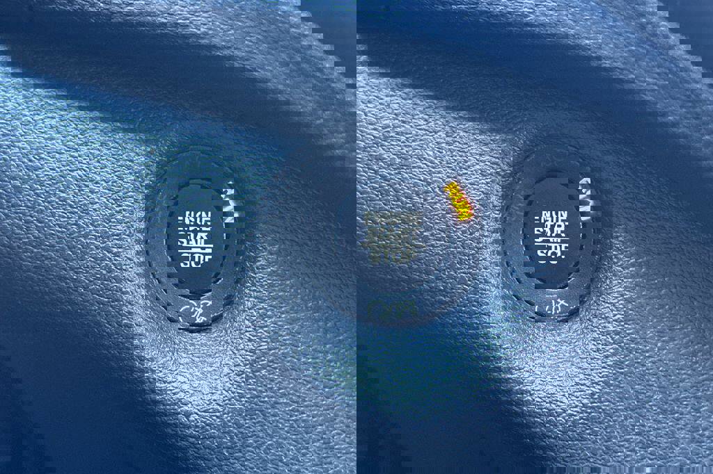 Used 2023 Jeep Cherokee Altitude Lux w/ Lux Elite Package image 23