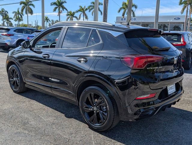 Used 2024 Buick Encore GX Sport Touring w/ Comfort Package image 5