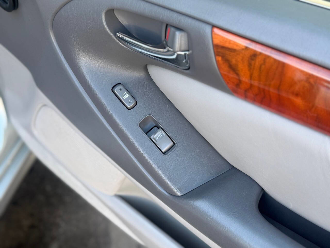 Used 2000 Lexus GS 300 image 87