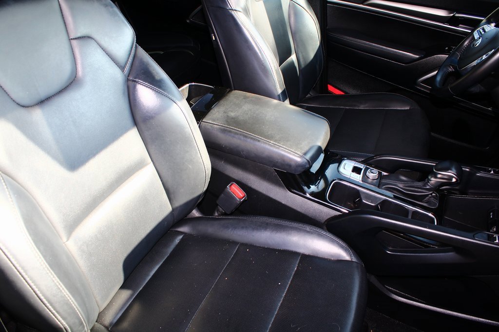 Used 2020 Kia Telluride S w/ S 8 Passenger Seating Package image 7