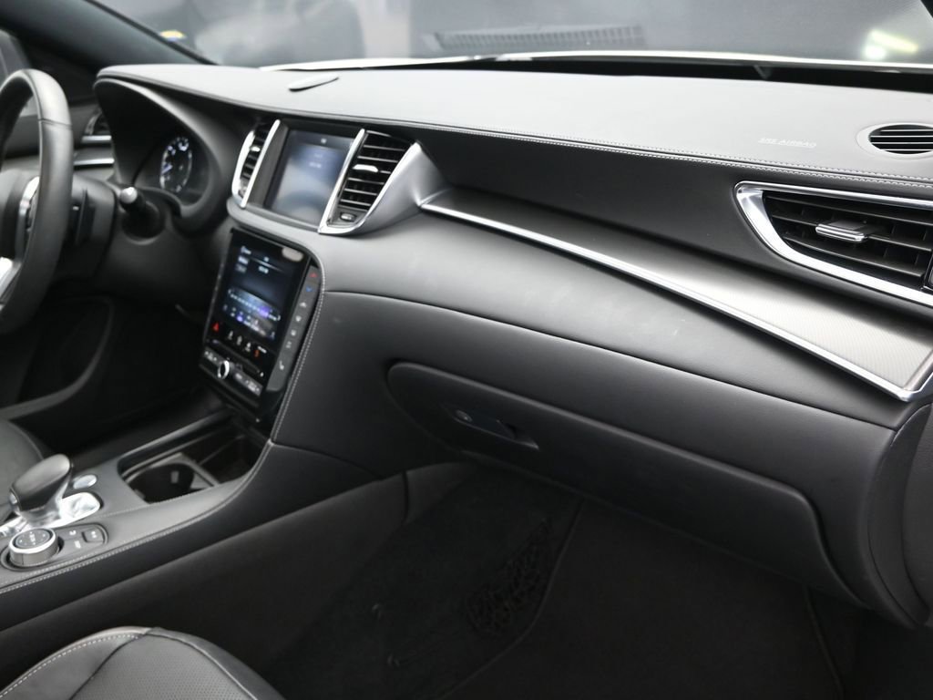 Used 2023 INFINITI QX55 Luxe w/ Cargo Package image 24