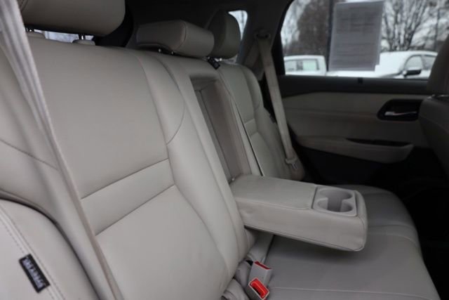 Used 2023 Nissan Rogue SV image 38