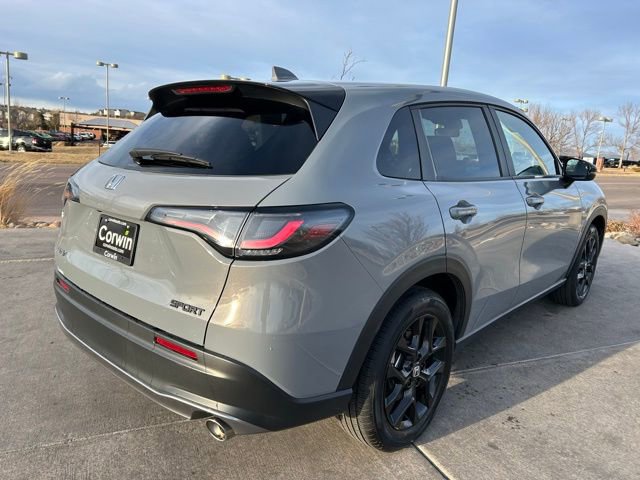 Used 2025 Honda HR-V Sport image 8