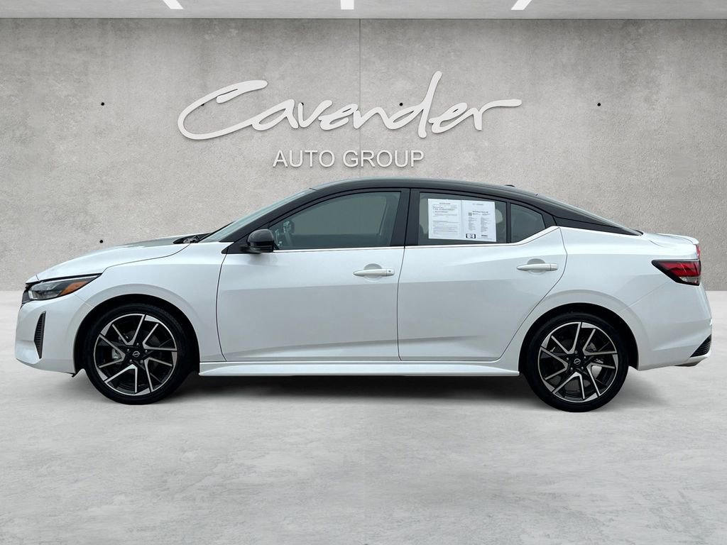 Used 2025 Nissan Sentra SR w/ Trunk Package image 13