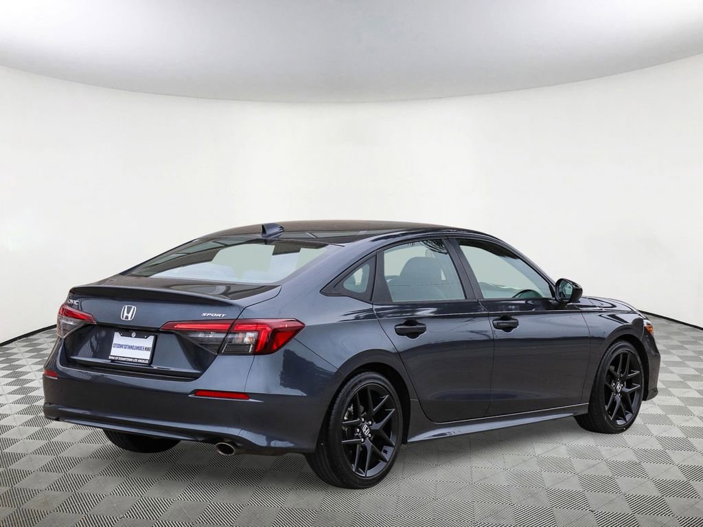 Used 2025 Honda Civic Sport image 4