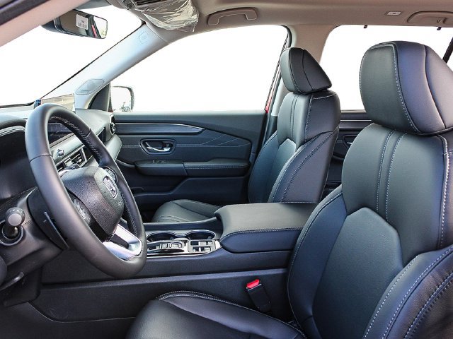 New 2026 Honda Pilot Touring image 12