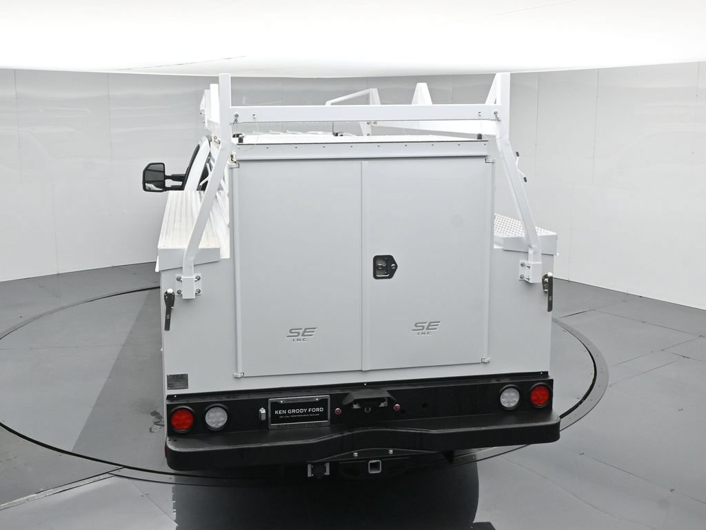 New 2026 Ford F350 XL w/ XL Chrome Package RWD image 42