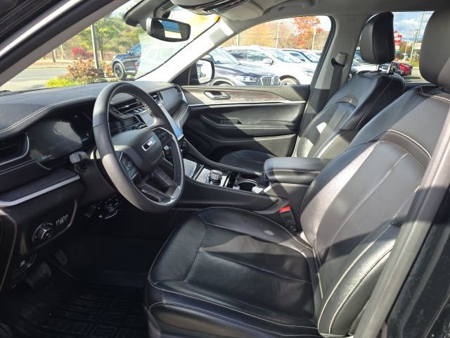 Used 2023 Jeep Grand Cherokee L Limited image 16