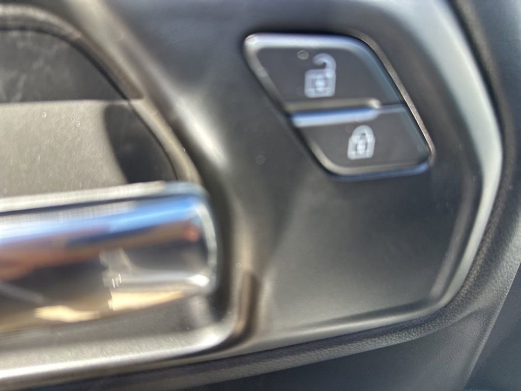 Used 2026 Chevrolet Silverado 1500 Custom image 8