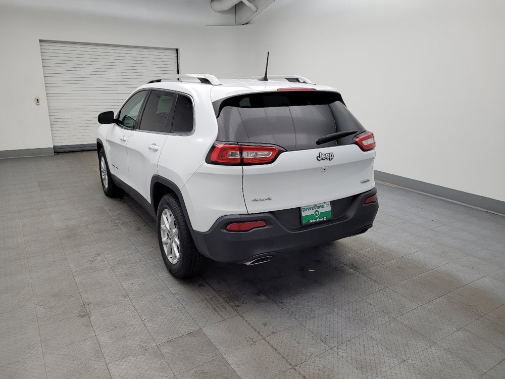 Used 2018 Jeep Cherokee Latitude Plus image 5