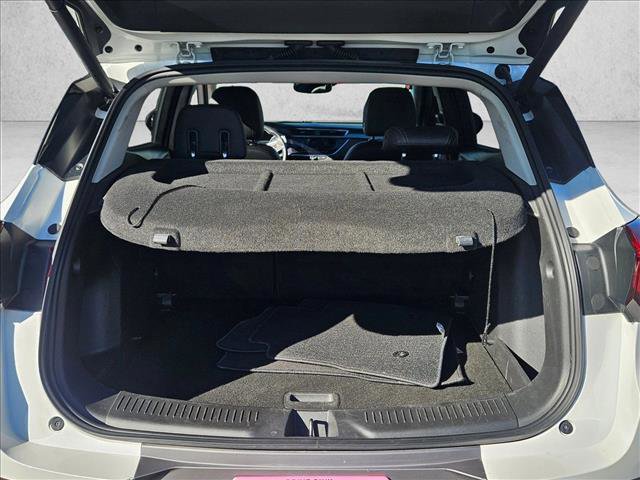 Used 2022 Buick Encore GX Essence w/ Experience Buick Package image 6
