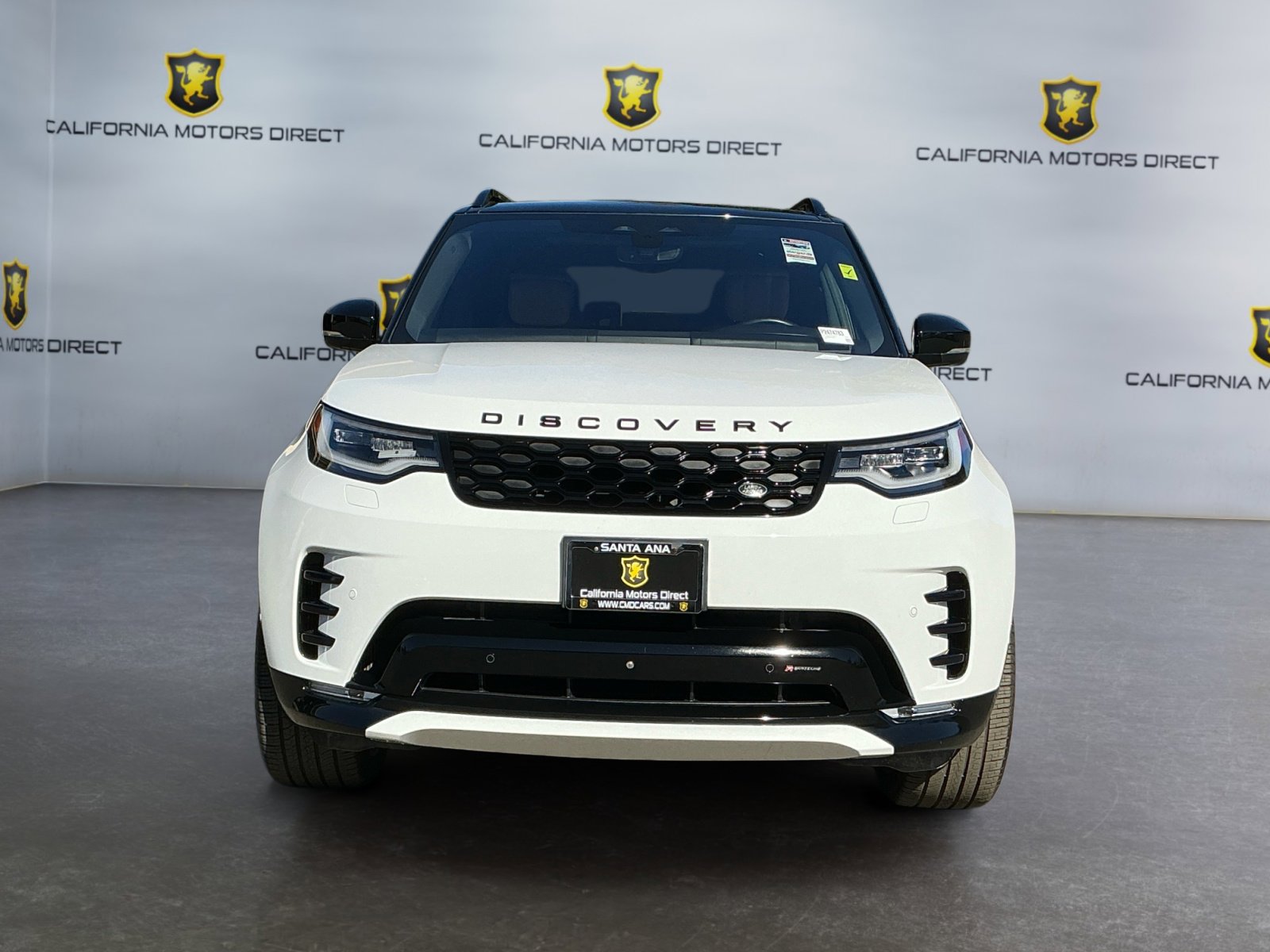 Used 2023 Land Rover Discovery HSE R-Dynamic image 2