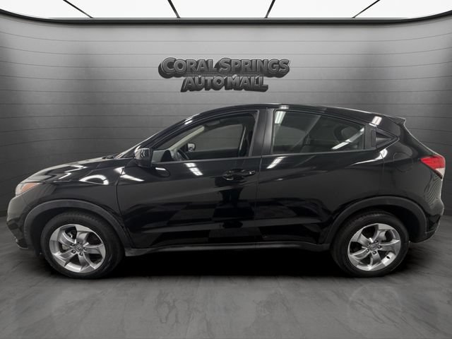 Certified 2022 Honda HR-V LX image 2