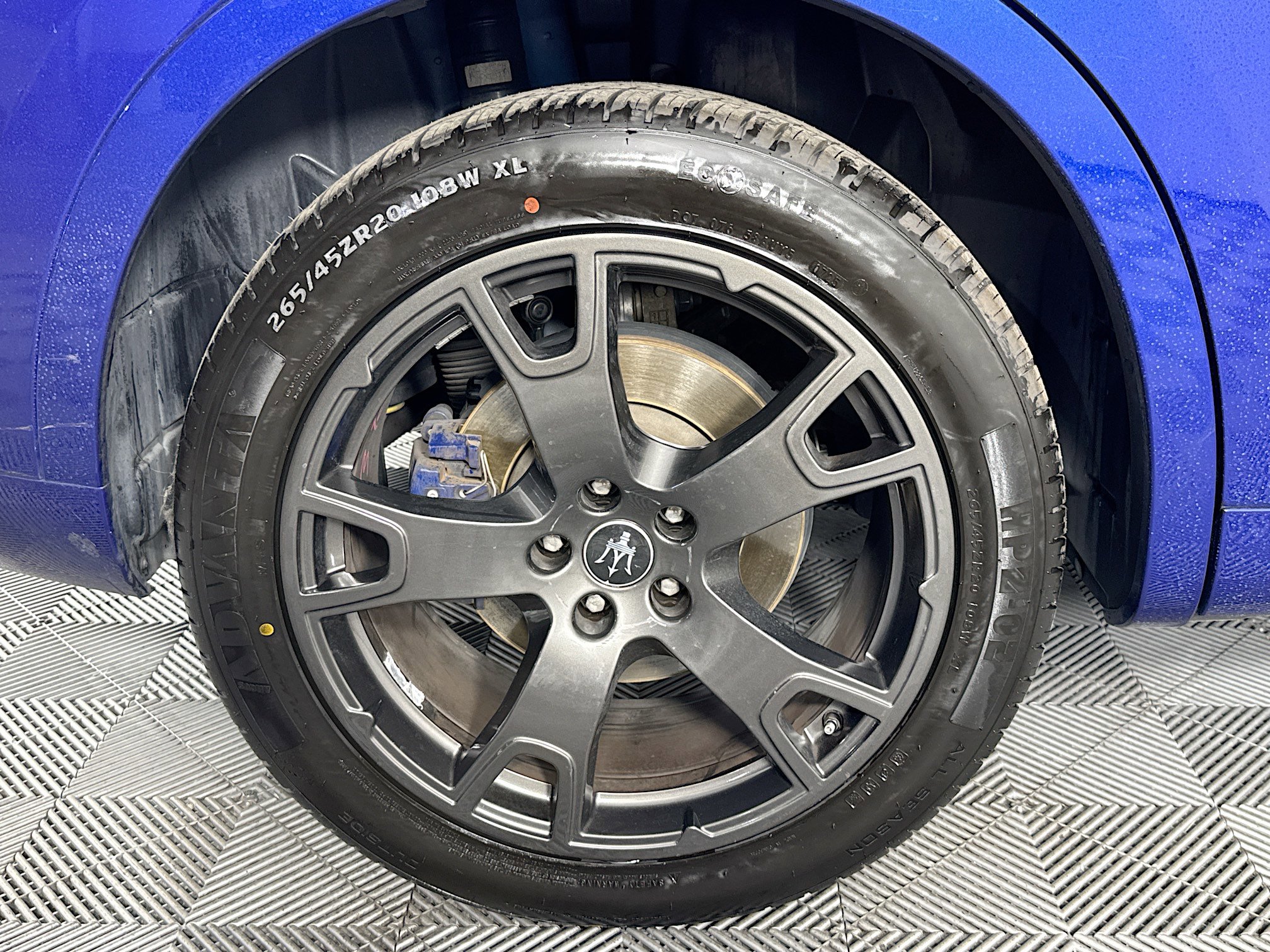 Used 2021 Maserati Levante image 32