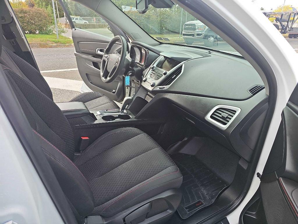 Used 2014 GMC Terrain SLE image 15