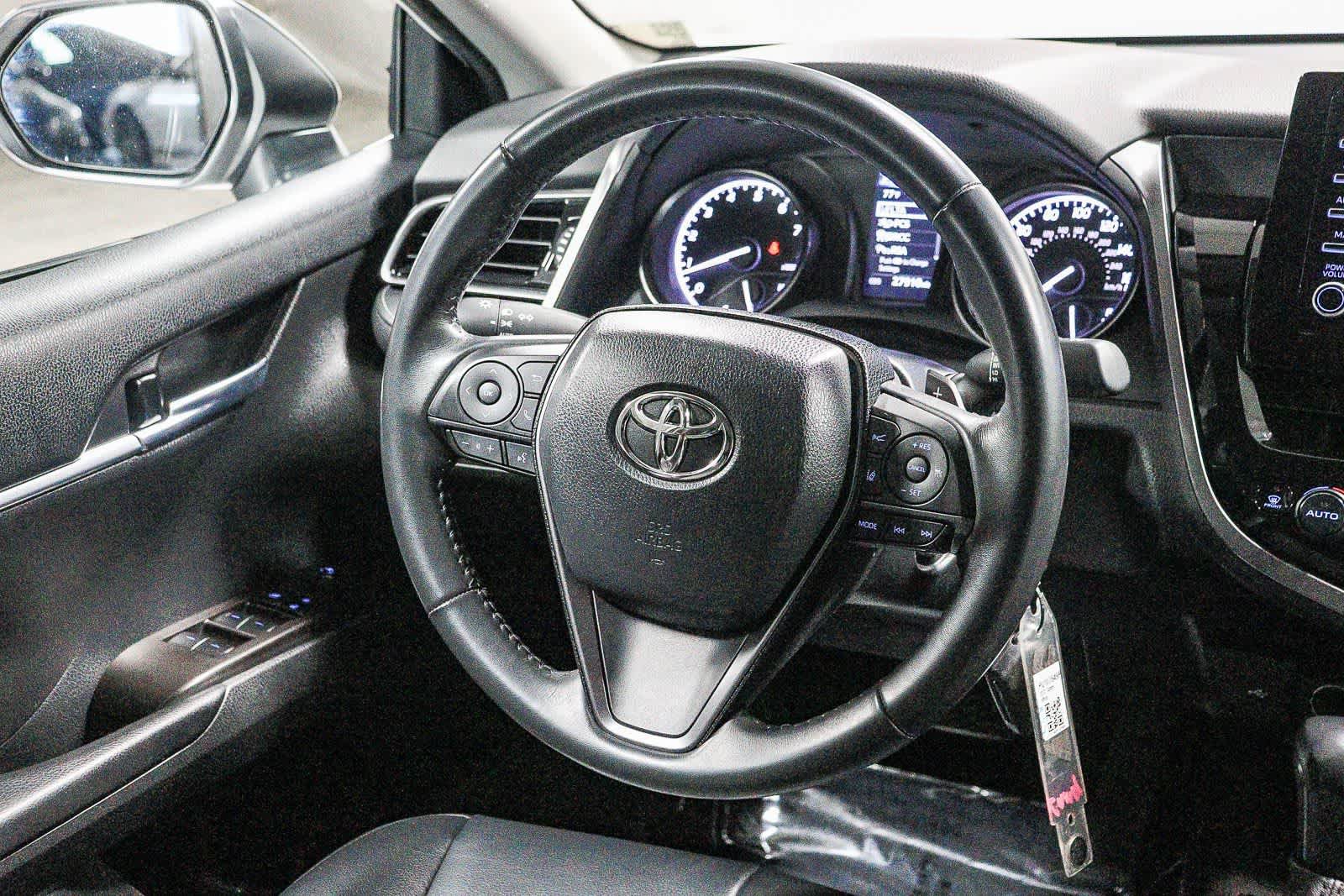 Certified 2023 Toyota Camry SE FWD image 16
