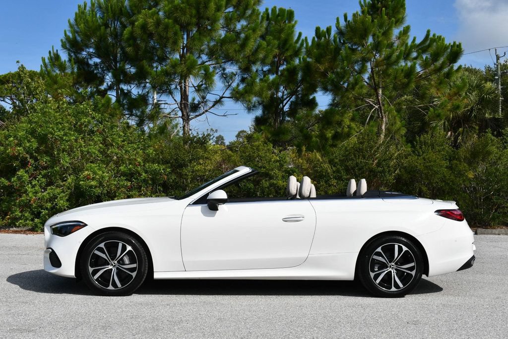 Used 2024 Mercedes-Benz CLE 300 4MATIC Cabriolet image 28