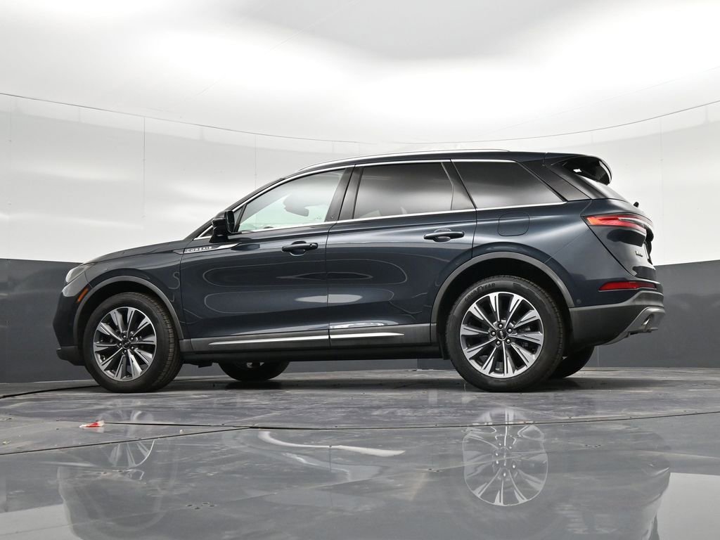 Used 2021 Lincoln Corsair Reserve FWD image 32