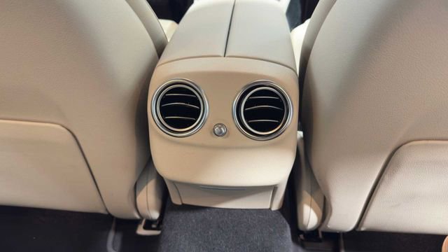 Used 2019 Mercedes-Benz E 300 image 17