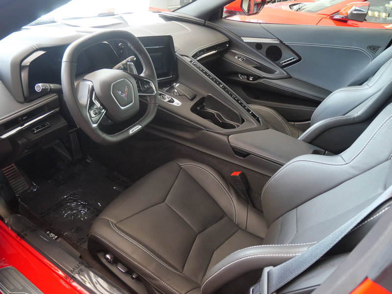 Used 2024 Chevrolet Corvette Z06 w/ Z07 Performance Package RWD image 8