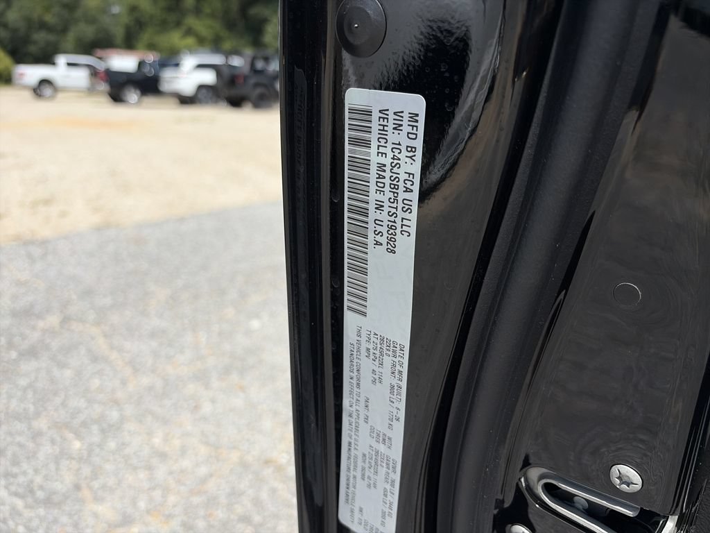 New 2026 Jeep Grand Wagoneer L Limited AWD/4WD image 39