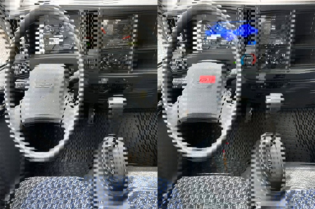 New 2024 Chevrolet Low Cab Forward image 12