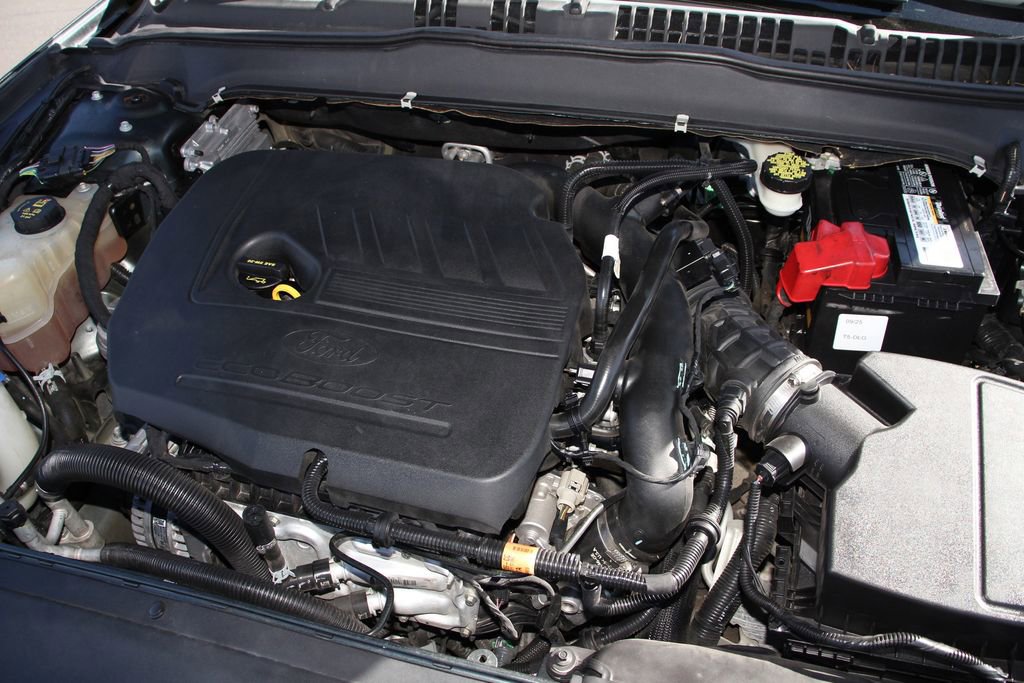 Used 2016 Ford Fusion SE image 27