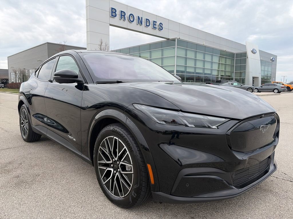 Used 2025 Ford Mustang Mach-E Premium image 1
