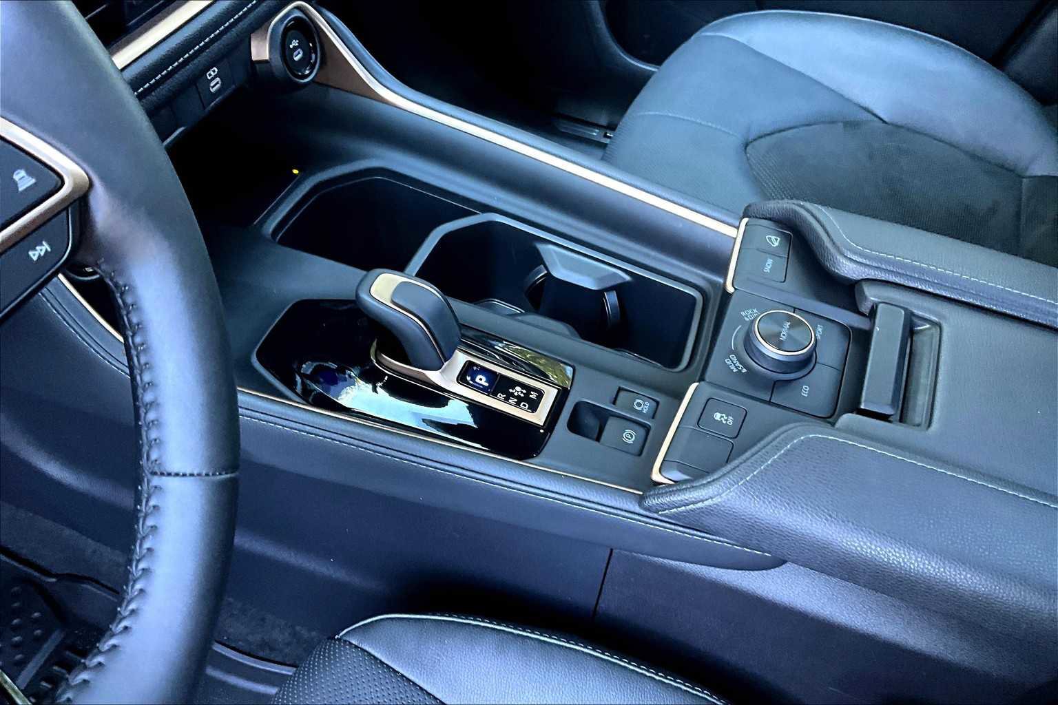 Used 2024 Toyota Grand Highlander AWD Hybrid image 15