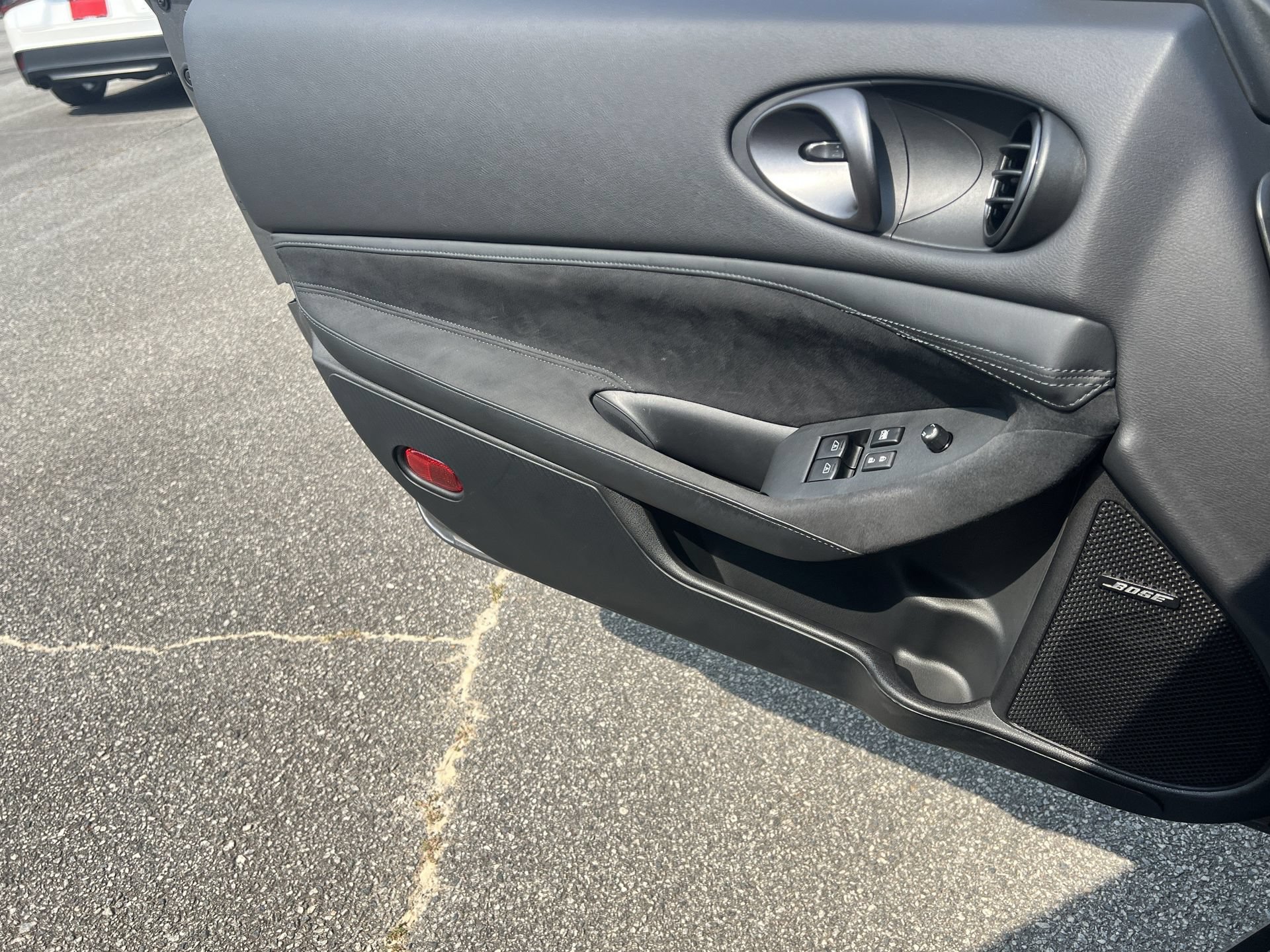 Certified 2025 Nissan Z Performance w/ Floor Mat Package RWD image 16