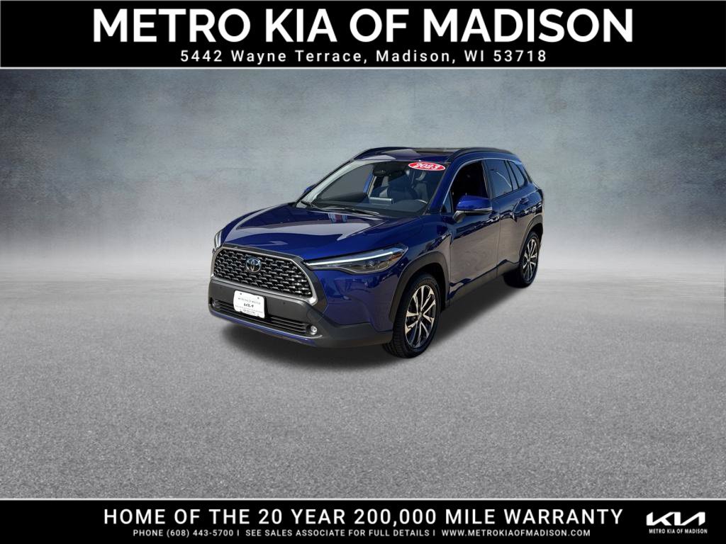 Used 2023 Toyota Corolla Cross XLE w/ Convenience Package
