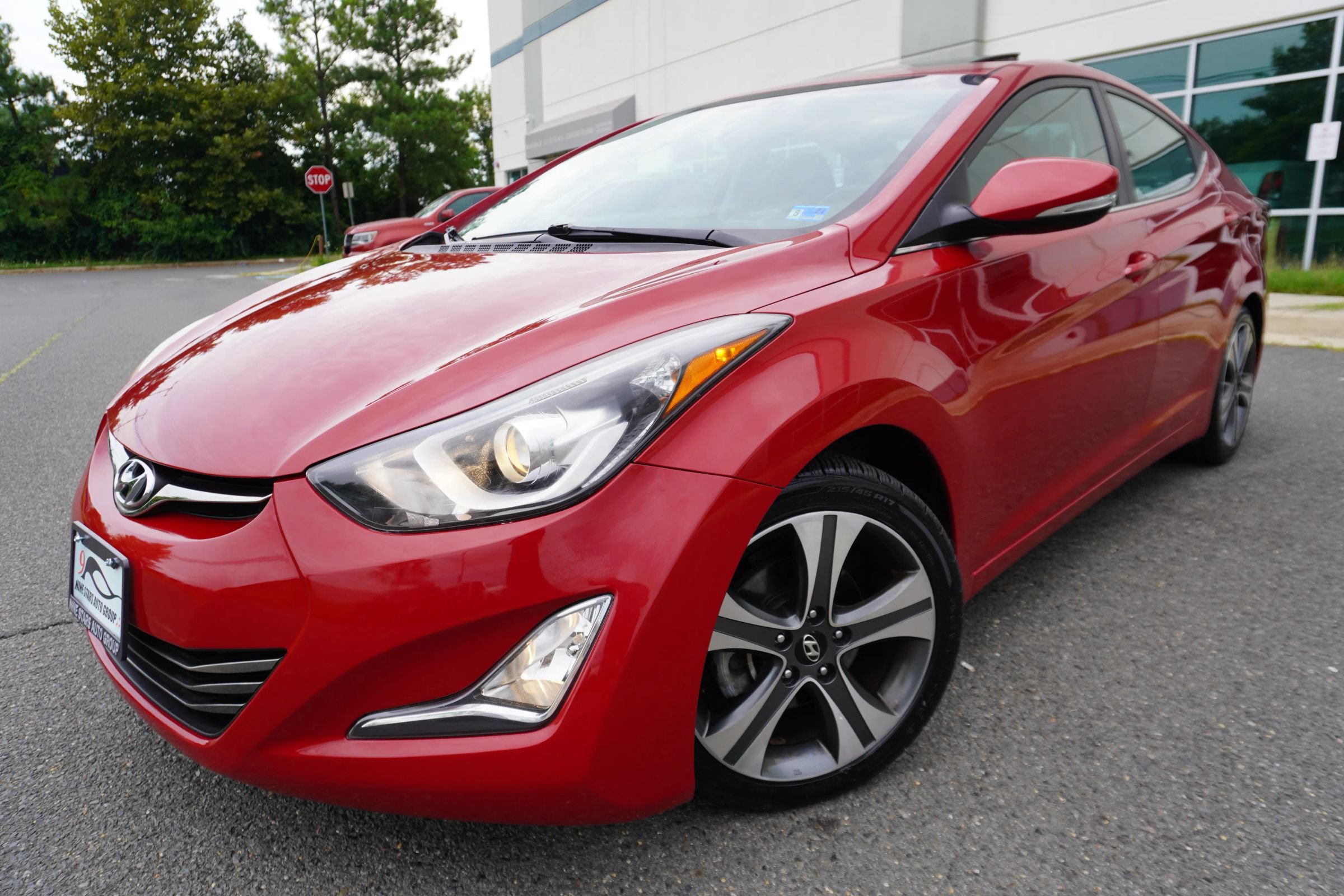 Used 2015 Hyundai Elantra Sport FWD image 3