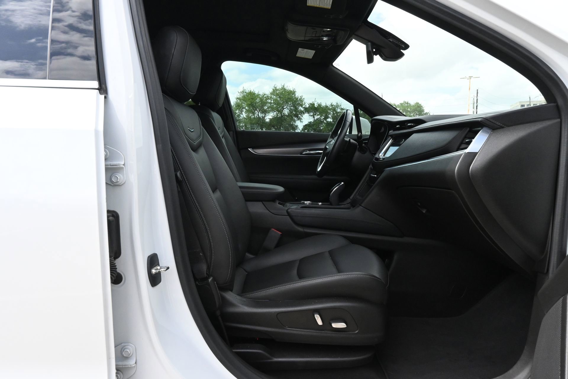 Certified 2023 Cadillac XT6 Luxury FWD image 26