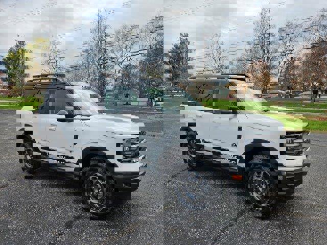 New 2024 Ford Bronco Sport Outer Banks image 1