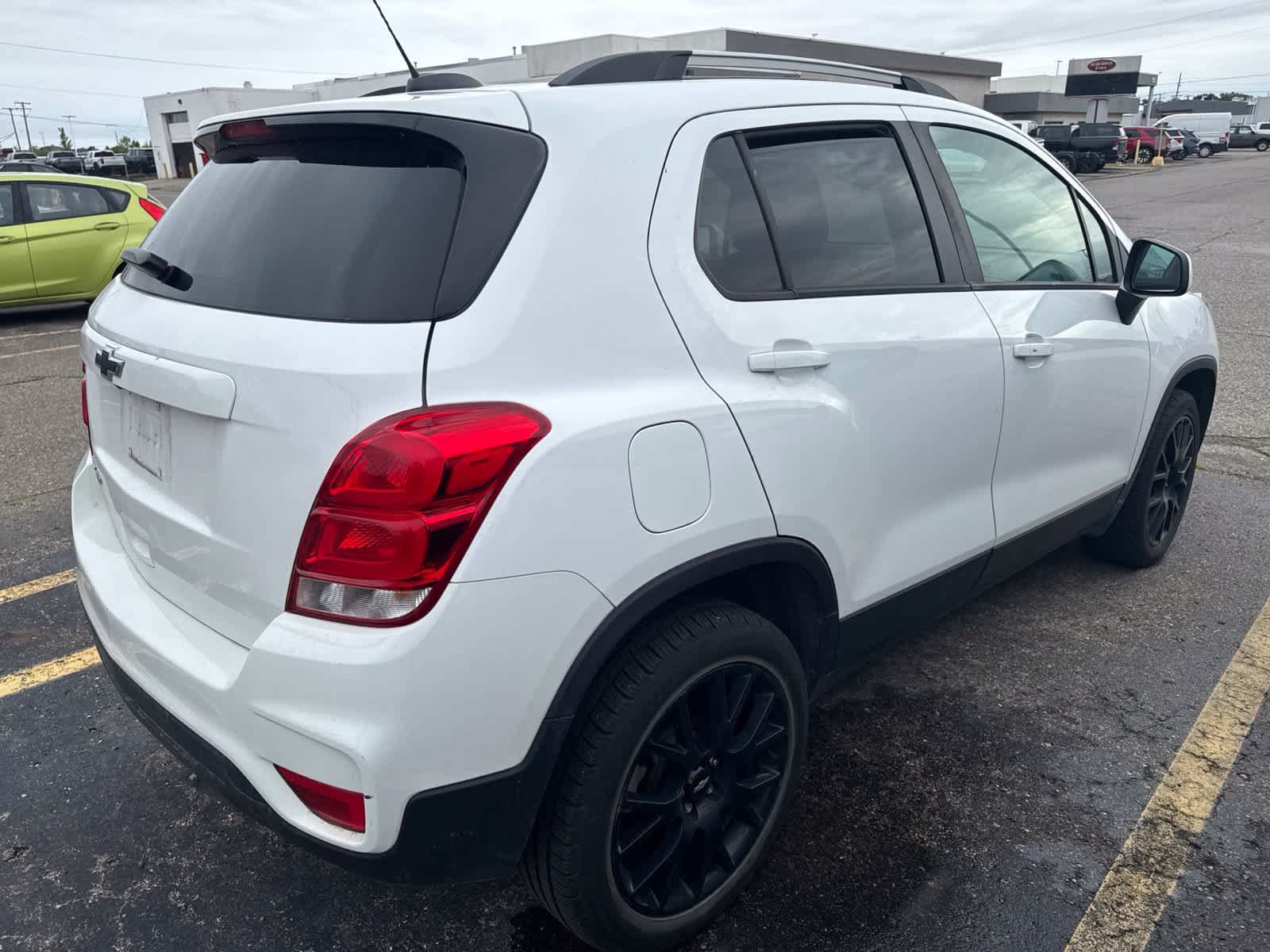 Used 2021 Chevrolet Trax LT w/ Sport Edition AWD/4WD image 27