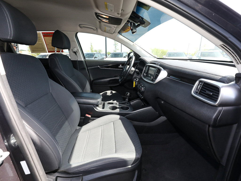 Used 2018 Kia Sorento LX FWD image 21