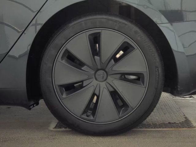 Used 2024 Tesla Model 3 Long Range AWD/4WD image 19