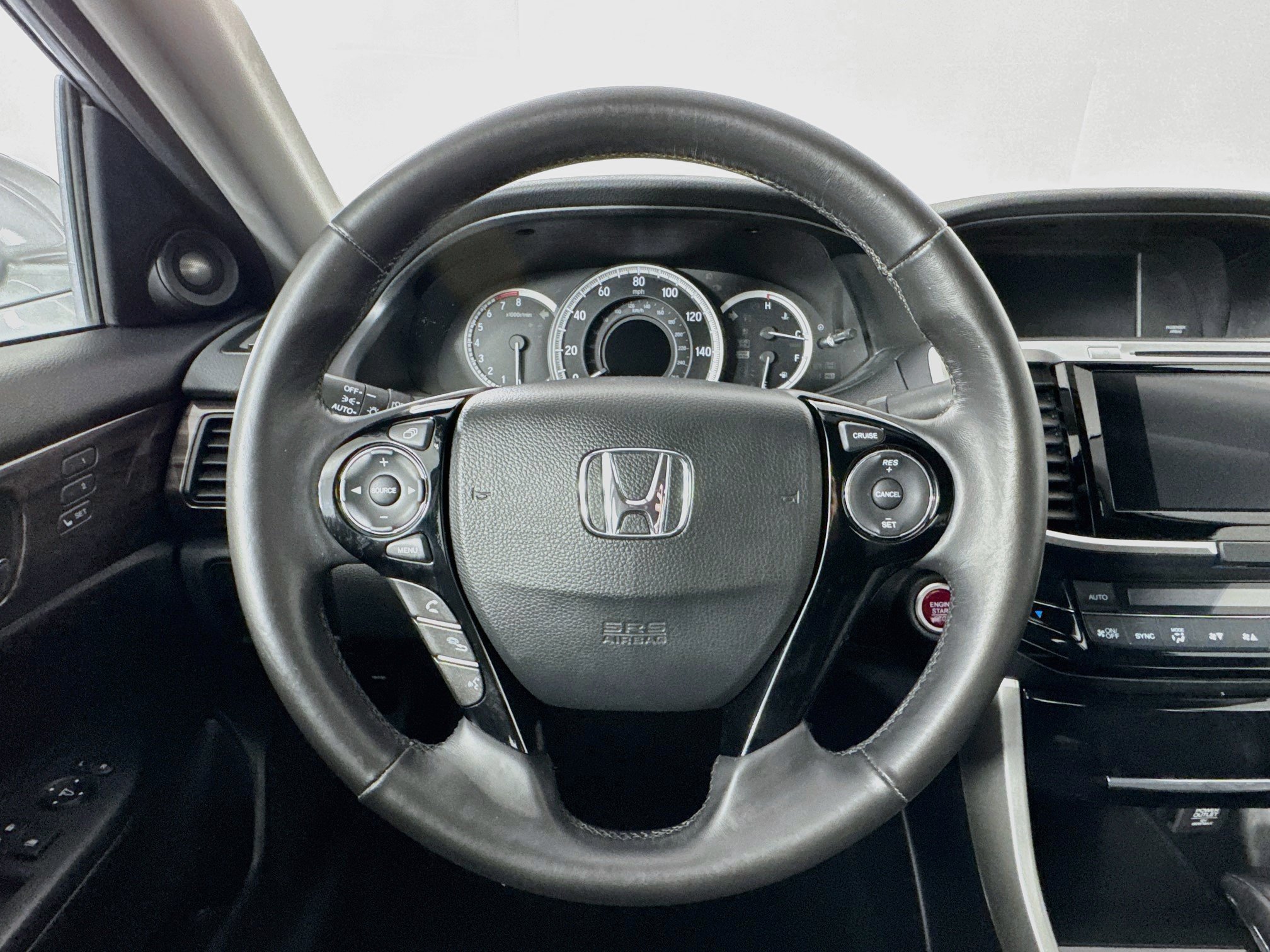 Certified 2017 Honda Accord EX-L image 11