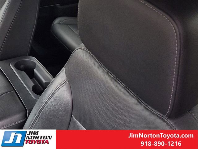 Used 2019 GMC Sierra 1500 SLT image 17