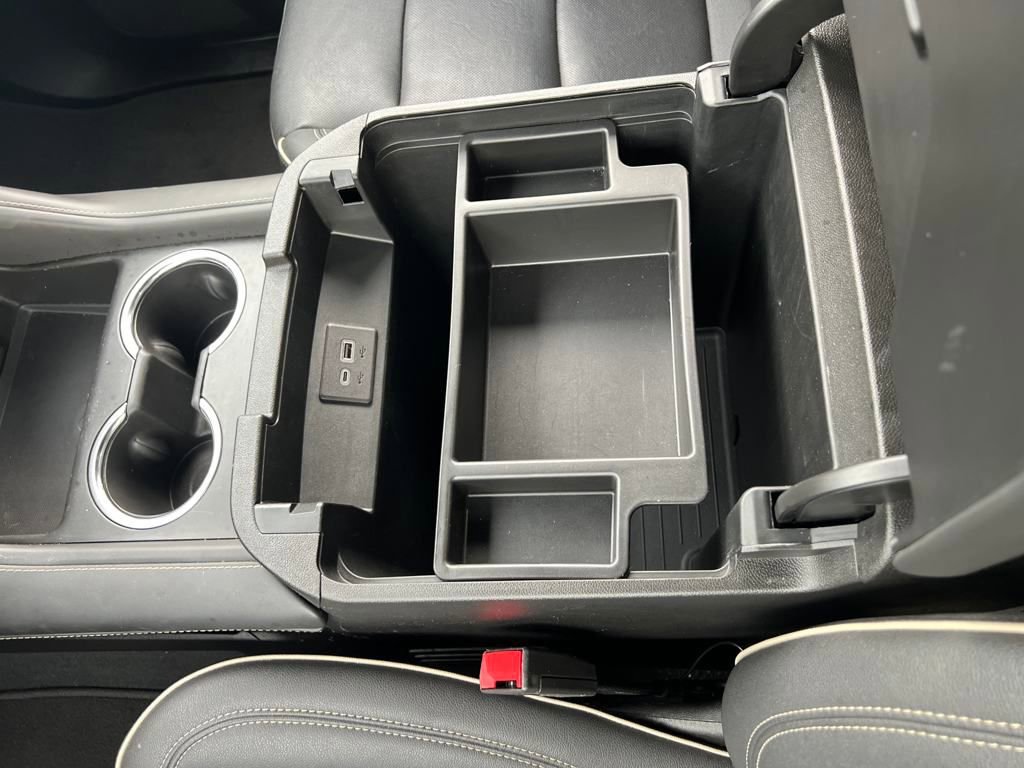 Used 2023 GMC Yukon XL SLT image 27