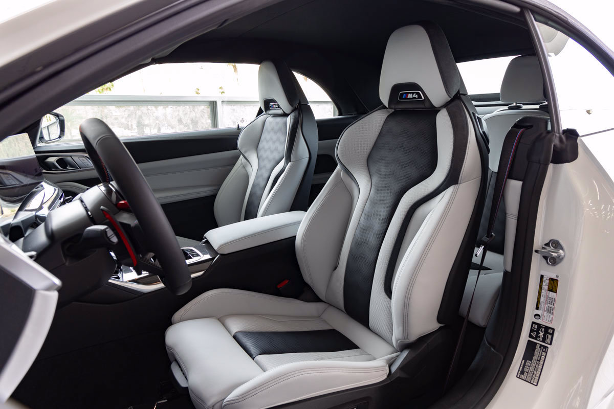 New 2026 BMW M4 xDrive Competition AWD/4WD image 24