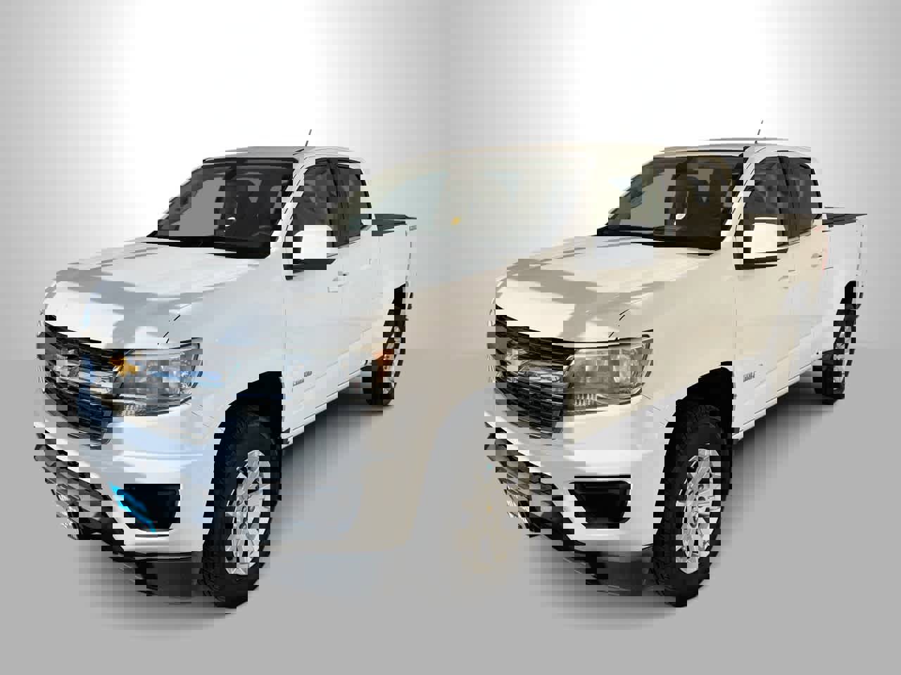 Used 2017 Chevrolet Colorado LT image 1