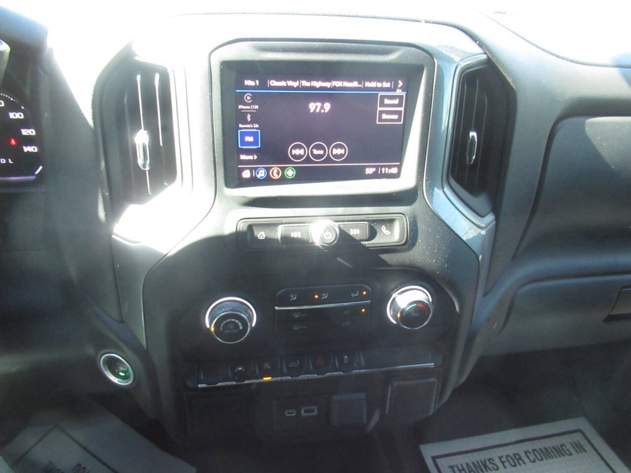 Used 2022 Chevrolet Silverado 1500 Custom AWD/4WD image 22