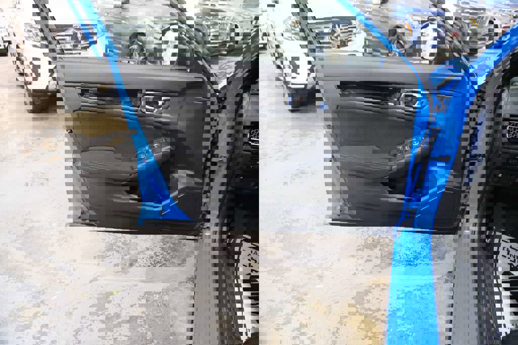 Used 2025 Honda Civic Sport image 17