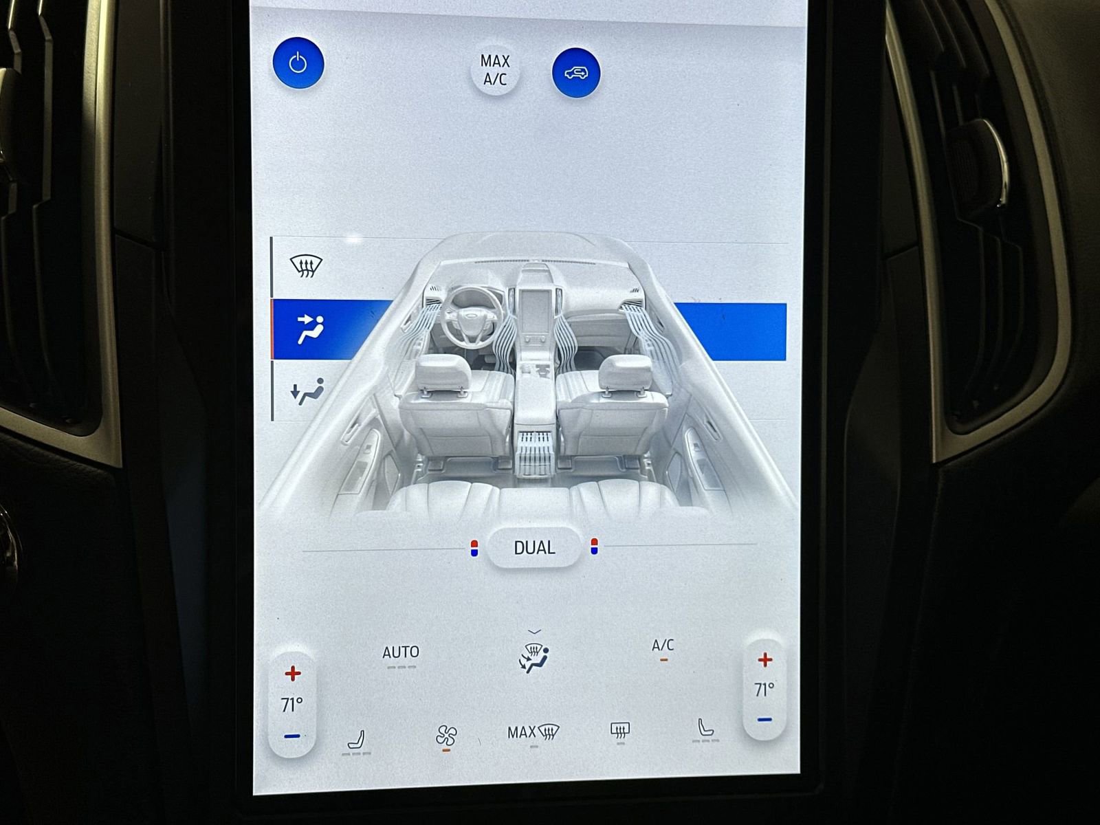 Used 2024 Ford Edge SEL w/ Convenience Package AWD/4WD image 19