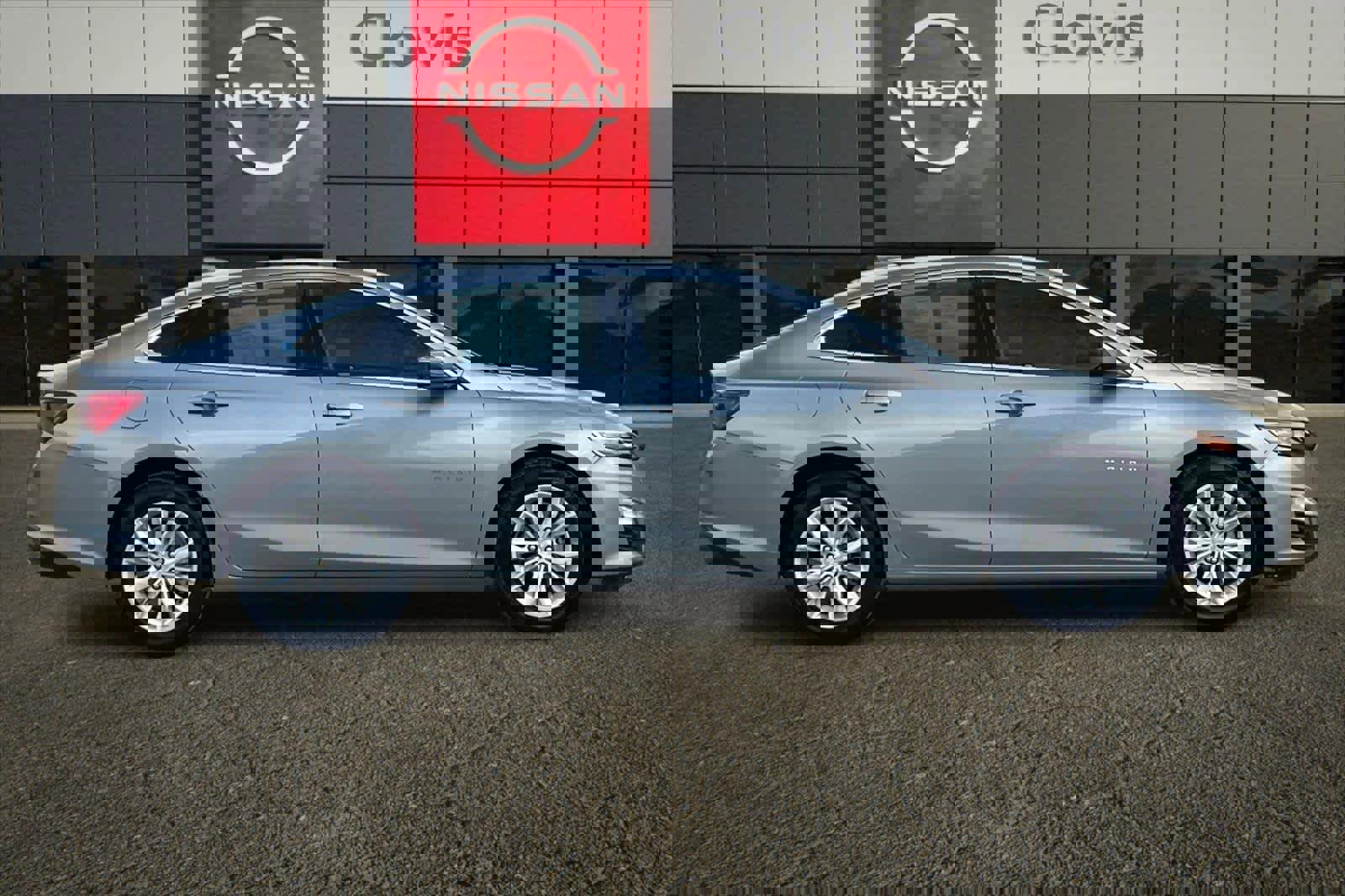 Used 2024 Chevrolet Malibu LT image 9