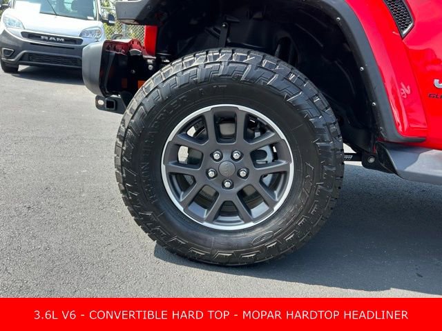 Used 2023 Jeep Gladiator Overland w/ Cold Weather Group image 9