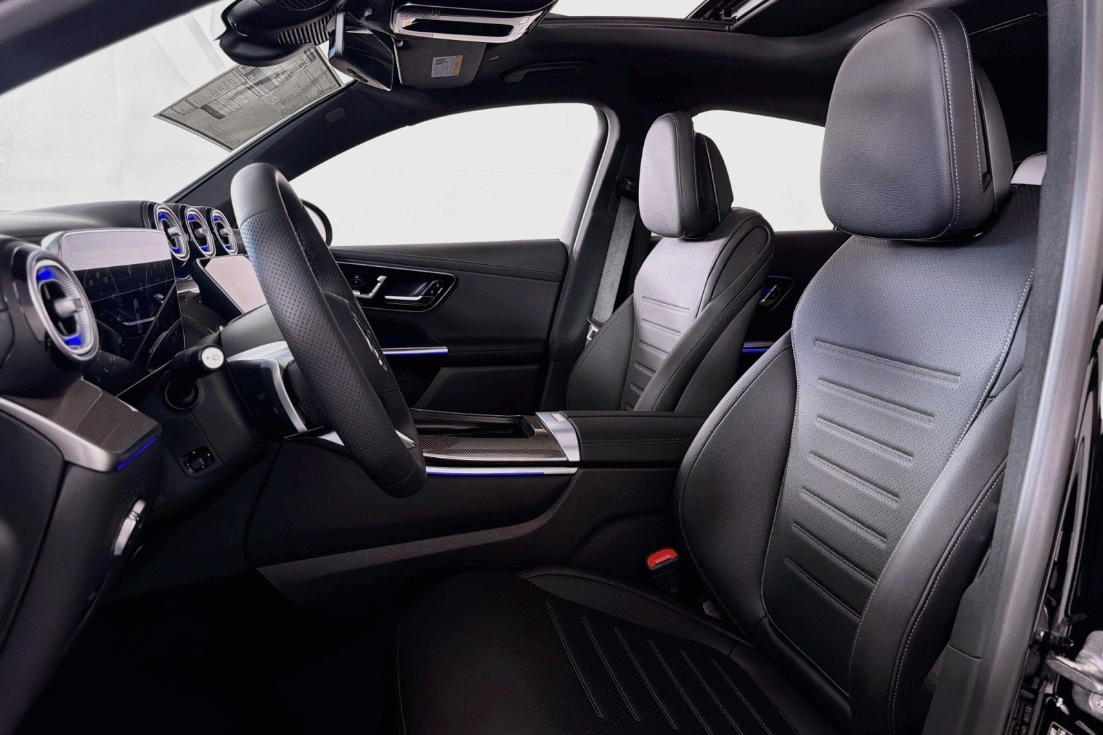 New 2027 Mercedes-Benz GLC 300 4MATIC image 16