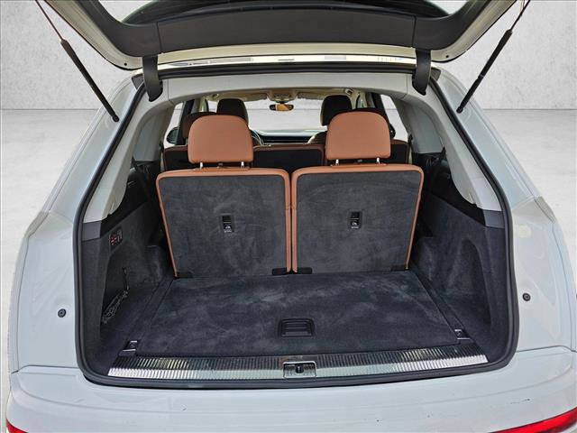 Used 2023 Audi Q7 3.0T Premium Plus image 12