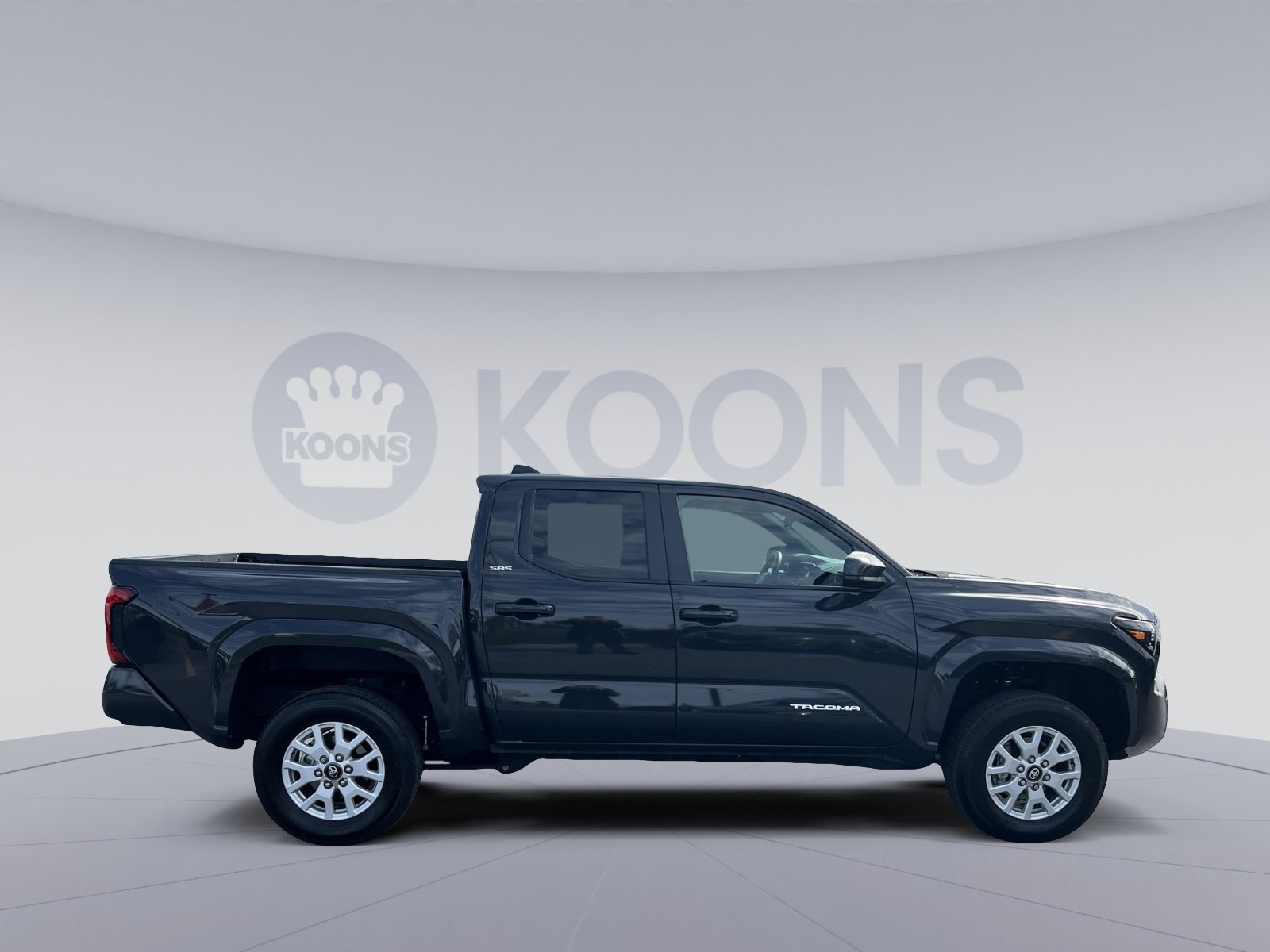 Used 2024 Toyota Tacoma SR5 image 8